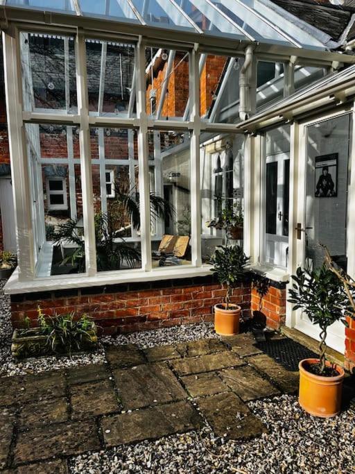 The Old School House Retreat Apartment Tibberton  Exterior photo